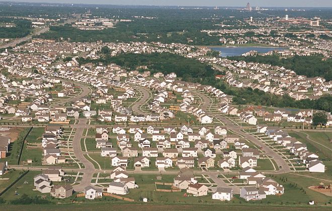 The Suburbs of Clive and Waukee on the West Side of the City of Des Moines, Dallas County, State of Iowa, USA. Photo Credit: Lynn Betts (2000, http://photogallery.nrcs.usda.gov, NRCSIA00018), USDA Natural Resources Conservation Service (NRCS, http://www.nrcs.usda.gov), United States Department of Agriculture (USDA, http://www.usda.gov), Government of the United States of America (USA).