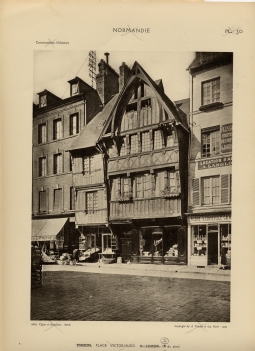 MAISON PLACE VICTOR-HUGO