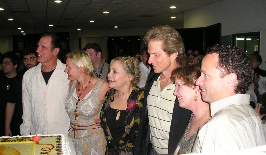 [foto di gruppo con Michael, Denise, Arlene, James, Chiara, Roger]