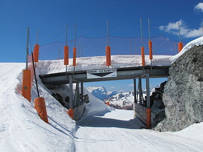 Ski bridge in Verbier