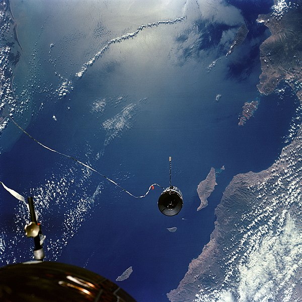 File:Gemini 11 Agena.jpg