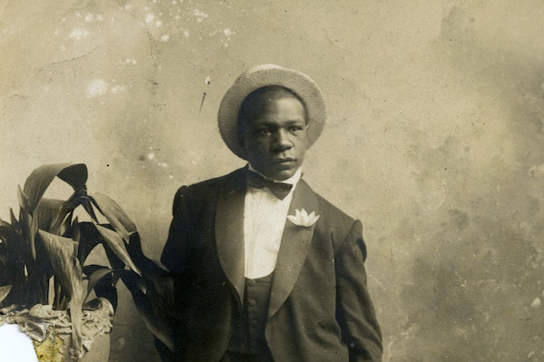 The Black Dandy of Buenos Aires: Racial Fictions and the Search for Raúl Grigera