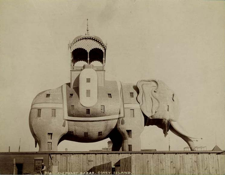 File:Elephantine Colossus Side View.jpg