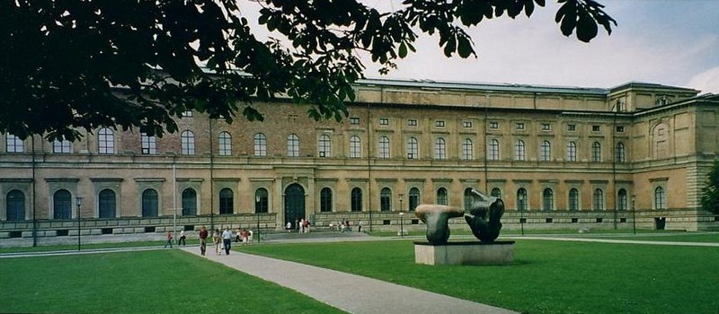 File:Alte Pinakothek.JPG