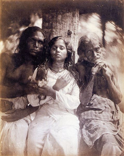 File:A Group of Kalutara Peasants 2, by Julia Margaret Cameron.jpg